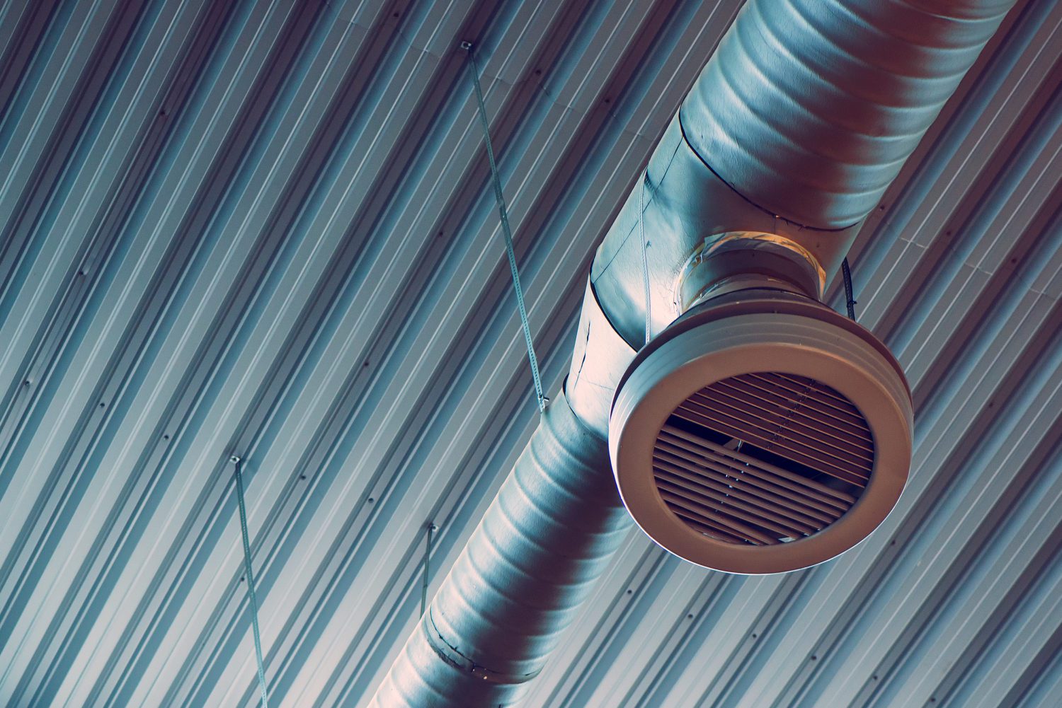 USmaci - Ventilation pipes of an air condition
